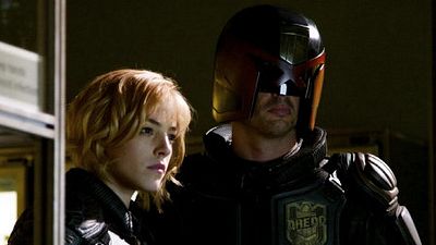 bild aus der news Exklusives Video: Lena Headey startet Hetzjagd auf "Dredd" Karl Urban
