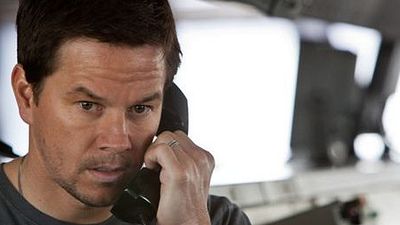 bild aus der news "Transformers 4": Michael Bay entfacht erneut Gerüchte um Besetzung von Mark Wahlberg