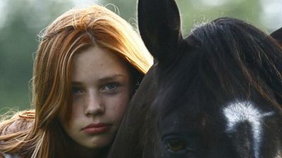 bild aus der news "Ostwind": Erster Trailer zum Pferde-Familienfilm mit Jürgen Vogel und Detlev Buck