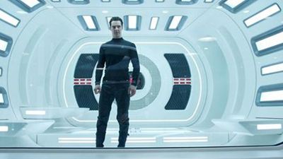 Bahn frei für Badass Benedict Cumberbatch: Cooles Motion-Poster zu "Star Trek Into Darkness"