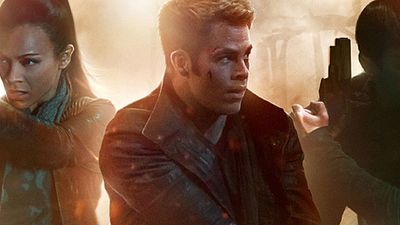 bild aus der news Knarren, Trümmer und ein Bösewicht auf neuem Poster zu "Star Trek Into Darkness" plus Alice Eve in Unterwäsche
