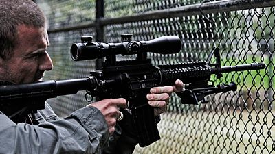 bild aus der news Dominic Purcell läuft Amok in gleich zwei neuen deutschen Trailern zu Uwe Bolls "Assault On Wall Street"