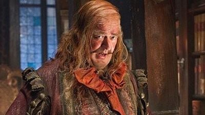 bild aus der news Neues Bild aus "Der Hobbit: Smaugs Einöde" von Stephen Fry als Meister von Seestadt