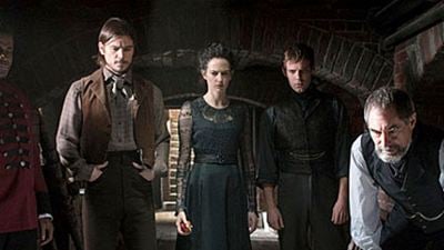 "Penny Dreadful": Erster langer Trailer offenbart gruselige Freakshow mit Horror-Ikonen wie Dracula, Frankenstein und Co.