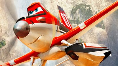 bild aus der news Posterpremiere: Erstes deutsches Plakat zu Disneys luftiger Animations-Fortsetzung "Planes 2 - Immer im Einsatz"