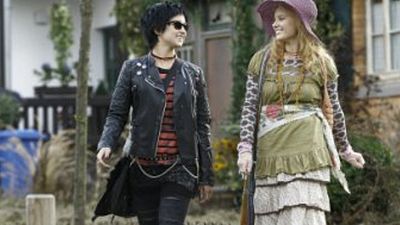 bild aus der news Große Gefühle und vampirolaktische Abenteuer: Erster Trailer zu "Die Vampirschwestern 2 – Fledermäuse im Bauch"