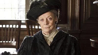 bild aus der news "The Lady in the Van": Oscarpreisträgerin Maggie Smith spielt die exzentrische Dame, die 15 Jahre auf einer Auffahrt lebt