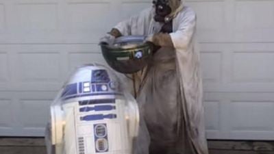 R2-D2 quietscht empört im Video zur "Star Wars 7"-Ice-Bucket-Challenge