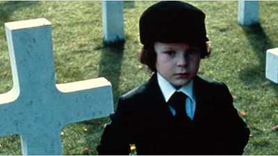 bild aus der news "Damien": Serie zu "Das Omen" bekommt bei Lifetime erste Staffel