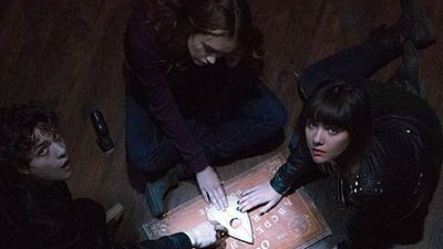 bild aus der news Tod durch ein Brettspiel: Neuer Trailer zum Horrorfilm "Ouija" von "Knowing"-Autor Stiles White