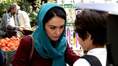 bild aus der news "Homeland"-Schauspielerin Nazanin Boniadi spielt Hauptrolle im "Ben Hur"-Remake mit Jack Huston