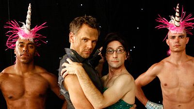 bild aus der news "Community": Erster Trailer zur 6. Staffel der Comedy-Serie - im "Avengers 2"-Stil