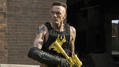 bild aus der news "Chappie": Brandon Auret spricht über schwierige Zusammenarbeit mit Rapper Ninja von Die Antwoord