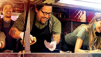 bild aus der news "Kiss the Cook": Der deutsche Trailer bringt das "Iron Man"-Team Jon Favreau, Scarlett Johansson und Robert Downey Jr. wieder zusammen