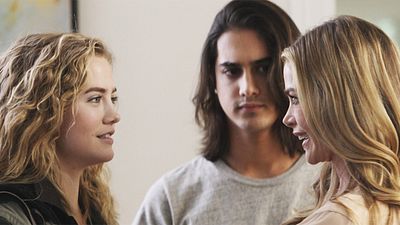 bild aus der news Teenies unter Mordverdacht: Start der Thrillerserie "Twisted" mit Denise Richards auf RTL II