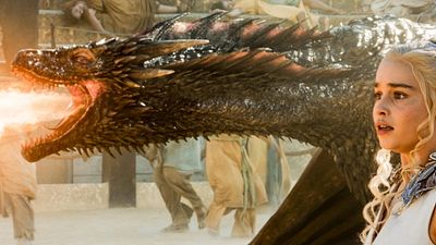 bild aus der news "Game Of Thrones": In spannendem VFX-Showreel werden die Effekte hinter Daenerys‘ Flucht auf dem Drachen erklärt