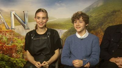 Abenteuer-Spielplatz Nimmerland: Das FILMSTARTS-Interview zu "Pan" mit Hugh Jackman, Rooney Mara und Nachwuchsstar Levi Miller