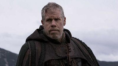 bild aus der news "Hellboy"-Star Ron Perlman als Kobold in "Phantastische Tierwesen und wo sie zu finden sind"