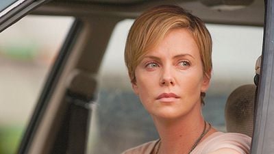 "Dark Places" mit Charlize Theron: Deutsche Posterpremiere zur Adaption des Thrillers von "Gone Girl"-Autorin Gillian Flynn