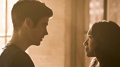 bild aus der news "The Flash": Reise nach Earth-2 im neuen Trailer zur Fortsetzung der zweiten Staffel