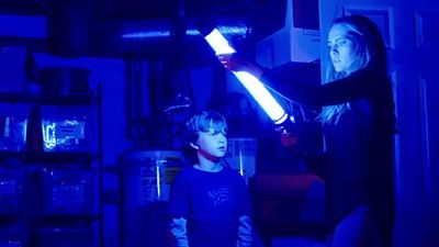 bild aus der news "Lights Out": Erster gruseliger Trailer zum Horror-Schocker von Produzent James Wan ("Conjuring")