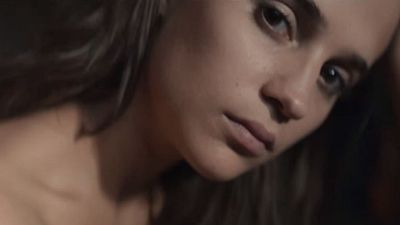 bild aus der news "Tulpenfieber": Erster Trailer zum Historiendrama mit Alicia Vikander, Dane DeHaan, Cara Delevingne und Christoph Waltz