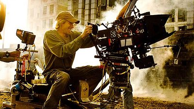 bild aus der news "Transformers 5: The Last Knight": Michael Bay veranstaltet Set-Rundgang mit Selfiestick 