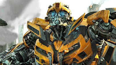 bild aus der news "Transformers 5: The Last Knight": Michael Bay enthüllt Bumblebees neue Roboter-Gestalt