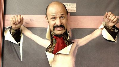 bild aus der news Der iranische Borat ist da: Erster deutscher Trailer zu "Jimmy Vestvood - Amerikan Hero"