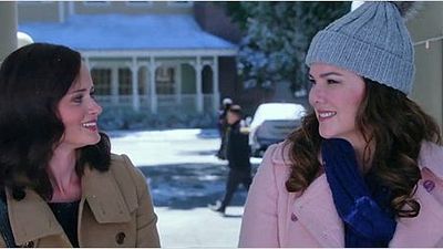bild aus der news Rory, Lorelai und fehlende Unterwäsche im neuen Trailer zu "Gilmore Girls: Ein neues Jahr"
