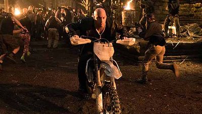 bild aus der news "xXx 3: Die Rückkehr des Xander Cage": Abgedrehte Motorrad-Jetski-Action im Video mit Vin Diesel und Donnie Yen