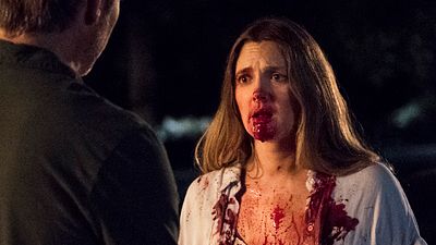 bild aus der news Blutig, böse, bissig: Start der Comedyserie "Santa Clarita Diet" mit Drew Barrymore als etwas anderer Zombie