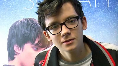 bild aus der news Hollywoodstar Asa Butterfield besucht die FILMSTARTS-Redaktion – und muss seine eigenen Filme nur anhand der deutschen Synchronisation erraten