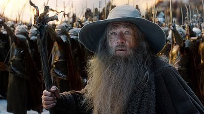 bild aus der news "Der Herr der Ringe"-Legende Ian McKellen legt Gandalfs Zauberergewand wieder an