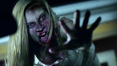 bild aus der news "Night Of Something Strange": Im Trailer zur ekligen Horrorkomödie kommt es zu heftigen Beschwerden im Genitalbereich