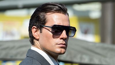 bild aus der news "Mission: Impossible 6": "Superman" Henry Cavill mit Schnauzbart auf neuem Setbild zum Agenten-Actioner