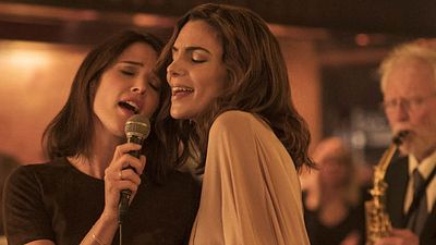 bild aus der news Neuer Trailer zu "Friends From College": "How I Met Your Mother"-Star Cobie Smulders fiebert Reunion entgegen