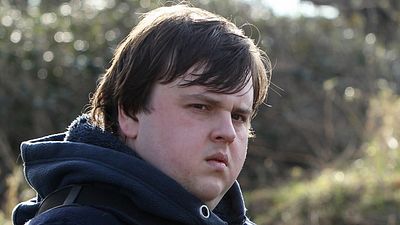 bild aus der news Deutscher Trailer zu "Fighting Games": Ein "Game Of Thrones"-Star hetzt verzweifelte Menschen in tödlichen Kämpfen aufeinander