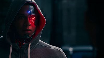 bild aus der news Mit Cameo eines alten Bekannten aus "Superman: Der Film": Neues "Justice League"-Video zu Cyborg