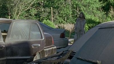 bild aus der news Zombie-Comeback: Erster Walker mit überraschendem Cameo in der 100. "The Walking Dead"-Folge 