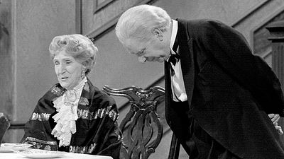 bild aus der news "Der 90. Geburtstag oder Dinner for One": Alle Sendezeiten zum Allzeit-Silvesterklassiker