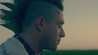 Pure Punk-Anarchie: Im ersten Trailer zu "Bomb City" heißt es Rocker gegen Sport-Proleten