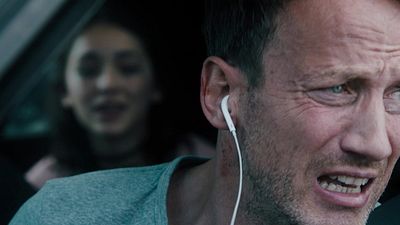 bild aus der news "Steig. Nicht. Aus!": Im ersten Trailer mit Wotan Wilke Möhring herrscht Bombenalarm auf Vollspeed