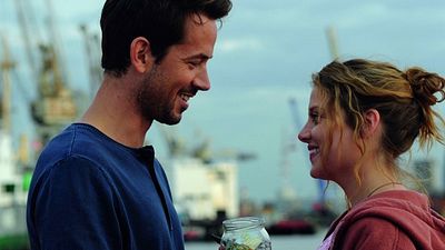 bild aus der news "Vielmachglas": Im ersten langen Trailer bricht "Fack Ju Göhte"-Star Jella Haase auf ein Abenteuer auf