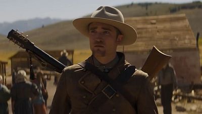 bild aus der news Mann mit Mini-Pferd sucht Braut: Robert Pattinson im Trailer zur Western-Komödie "Damsel"