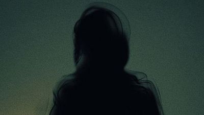 bild aus der news Im Trailer zu "Our House" erfindet ein Student eine Maschine, die die paranormalen Kräfte in seinem Haus verstärkt