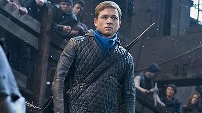 bild aus der news Action-Feuerwerk: Taron Egerton und Jamie Foxx lassen es im neuen Trailer zu "Robin Hood" so richtig krachen