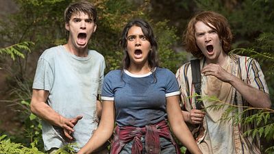 bild aus der news Neu auf Netflix: Im Trailer zur Komödie "The Package" schneidet sich ein Teenie den Penis ab