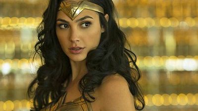 bild aus der news "Wonder Woman 2": Wunderbare 80er-Jahre-Hommage auf neuem Bild