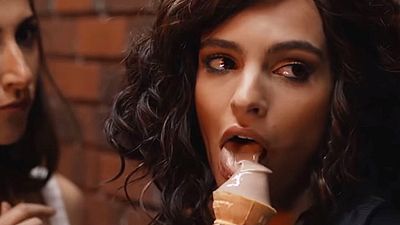 bild aus der news Erster Trailer zu "Cruise" mit Emily Ratajkowski als verführerische 80s-Schönheit